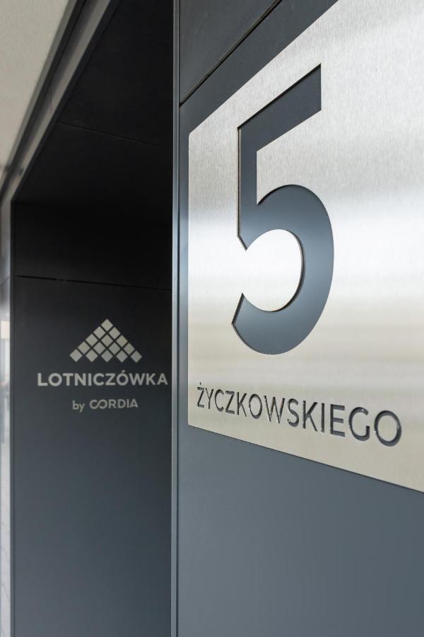 Lotniczowka Apartments By Renters Prestige Краков Экстерьер фото
