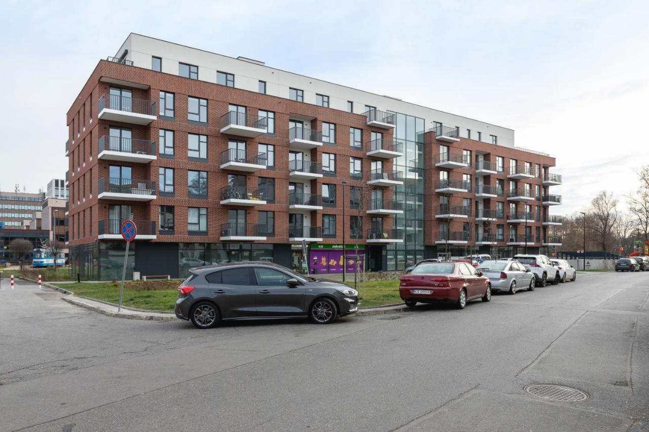 Lotniczowka Apartments By Renters Prestige Краков Экстерьер фото